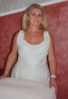 Marika -    gyógymasszázs, izomlazító masszázs, manikűr, pedikűr, svéd masszázs, szakszerű masszázs, talpmasszázs - IV. kerület 
